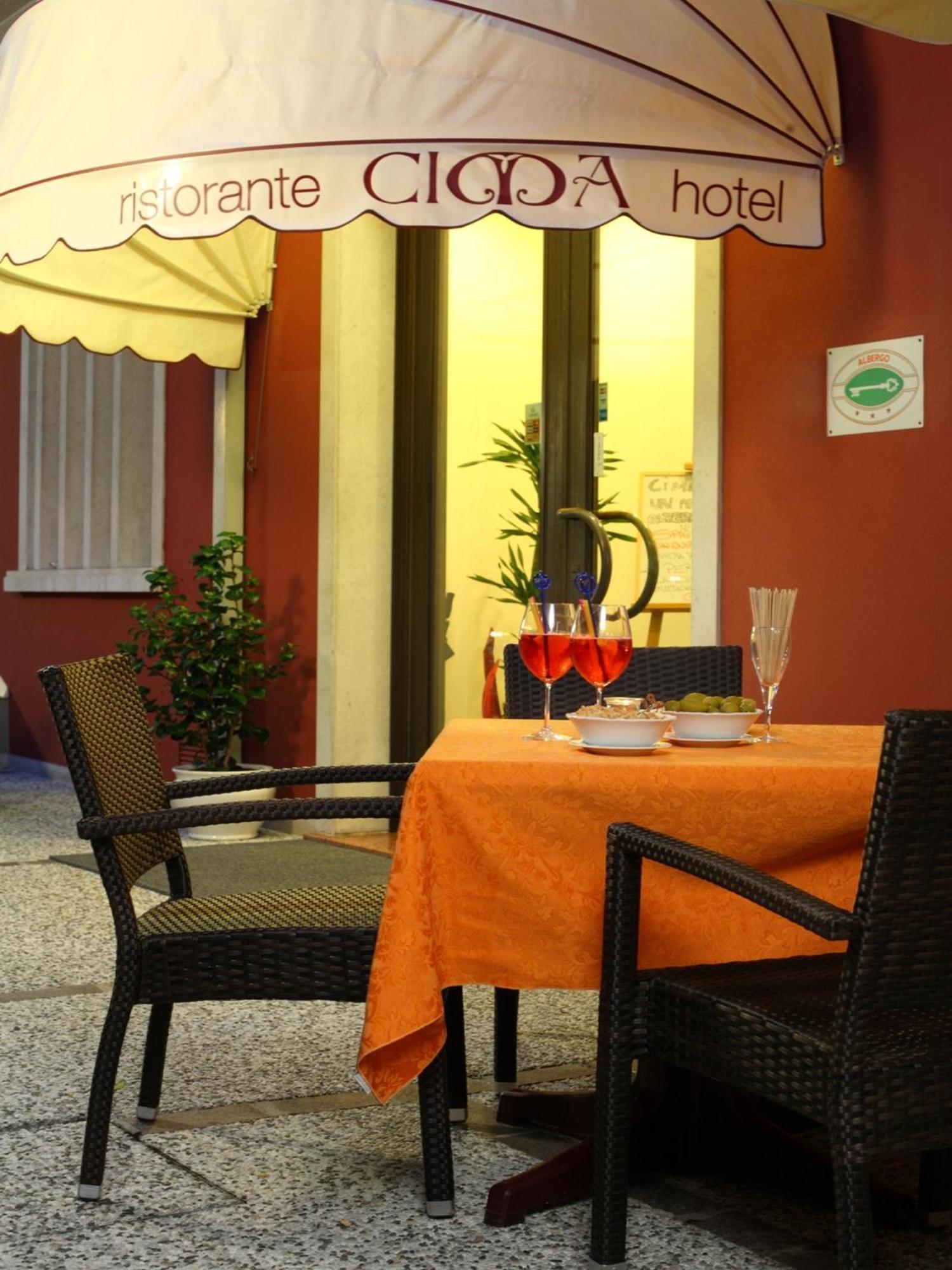 Hotel Cima Conegliano Exteriör bild